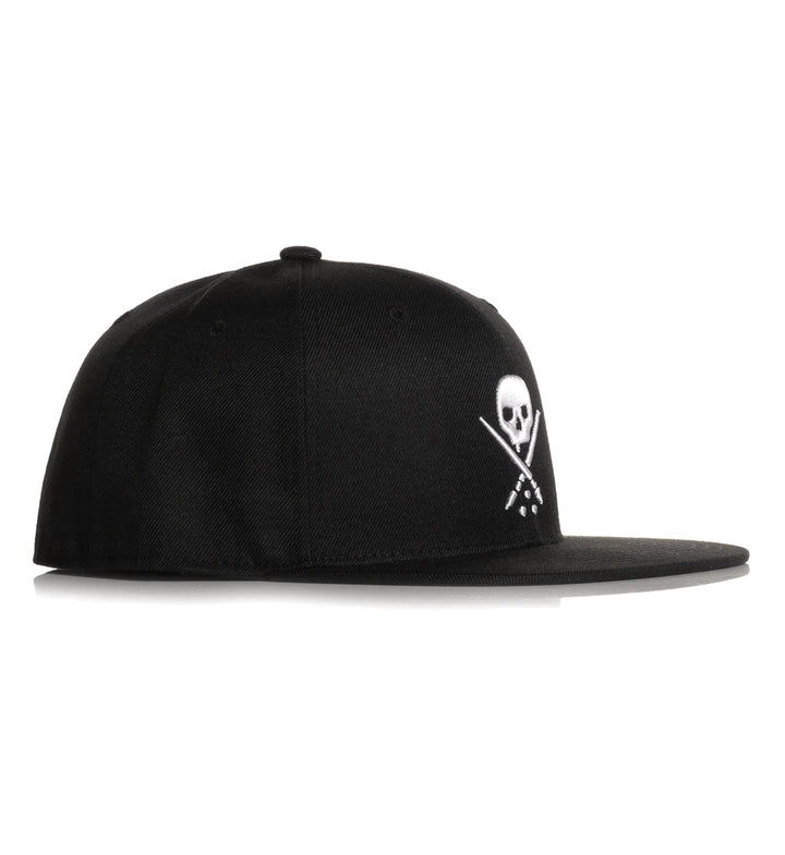Badge Fitted Hat - Black