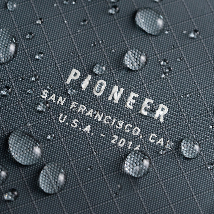 Matter Bifold - Slate